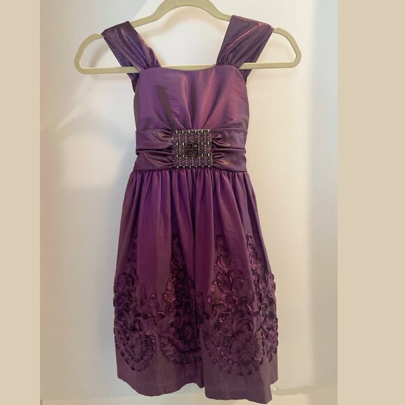 Girls Dress - Picture 1 of 2